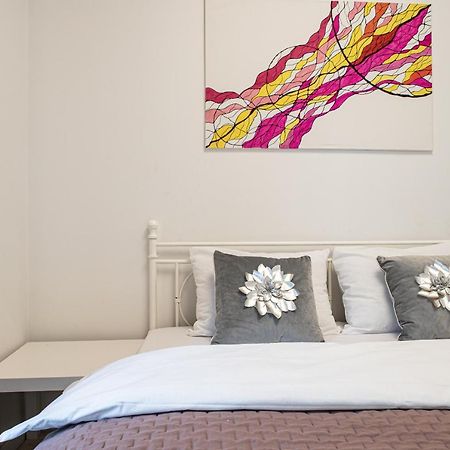 Wola Glamour Apartment Warsawa Bagian luar foto